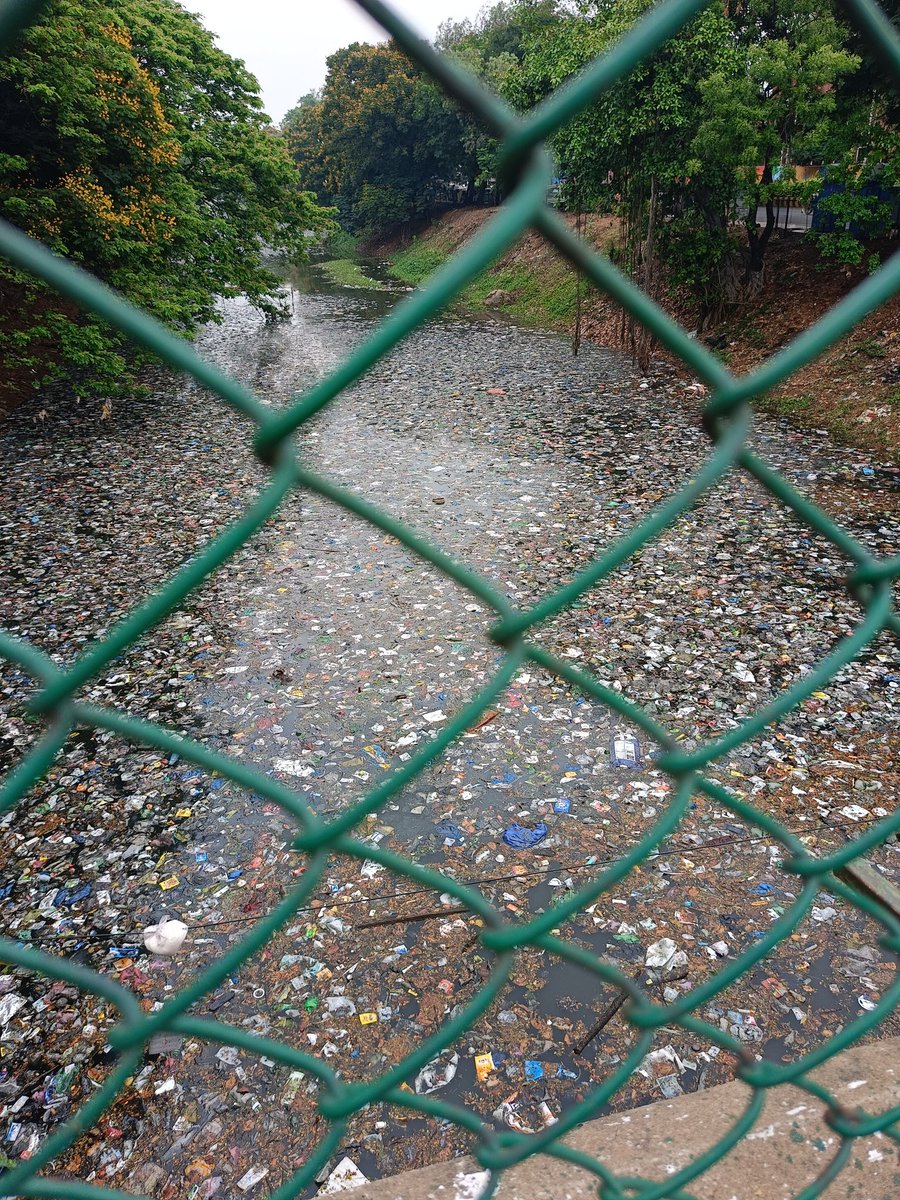 AxiomMind08's tweet photo. "It’s sad to see our canals turning into garbage dumps - dirty, stinky, and turning out to be as a Toxic Perfume. It's time we prioritize maintenance and restoration. Authorities must act now ! #SaveOurCanals #CleanEnvironment"

📍Bza Rly station, PNBS
@ourvmc @IamBondaUma @ncbn https://t.co/I8PkjWrpGm