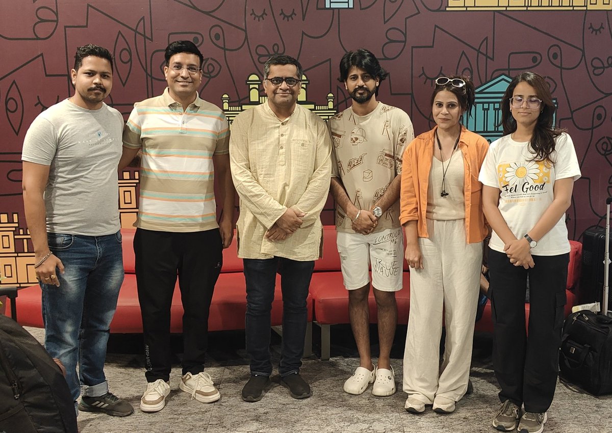 Namaskara Bengaluru🙏

✈️ Team Resolverz from Vanshiv is officially here and ready to bring the heat to the TDX Agentforce Hackathon🔥
 #TDXBengaluru #TDX25India #TDXAgentforceHackathon #TrailblazerCommunity #MomentMarketers