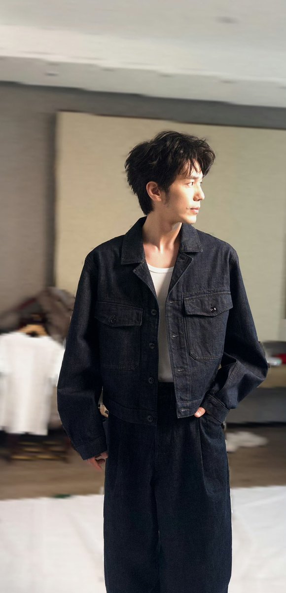 dramapotatoe's tweet image. #BaiYu’s studio shares new snaps