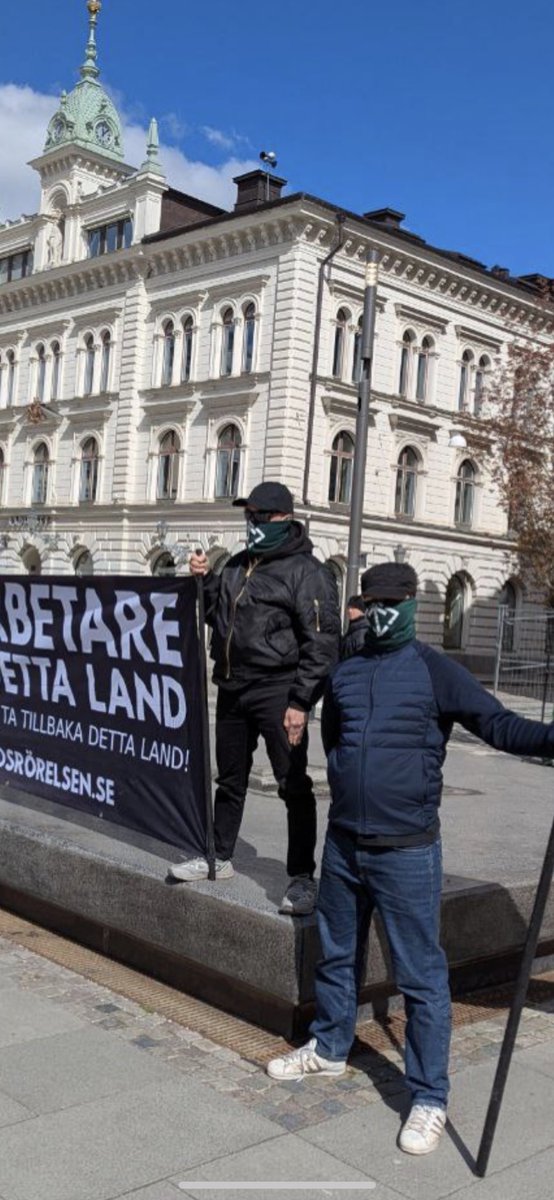 Det är roligt att se hur livrädda folket i NMR är för att bli uthängda. Extremt förtroendeingivande med denna maskeringen. Vad är ni rädda för? 😂