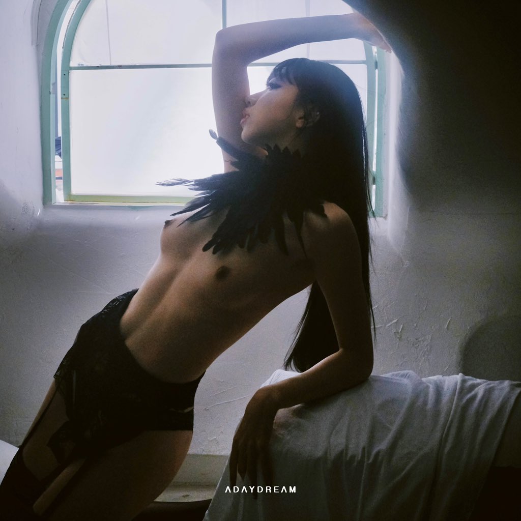 鸦杀
📷<a href="/Adaydream617/">Adaydream</a>