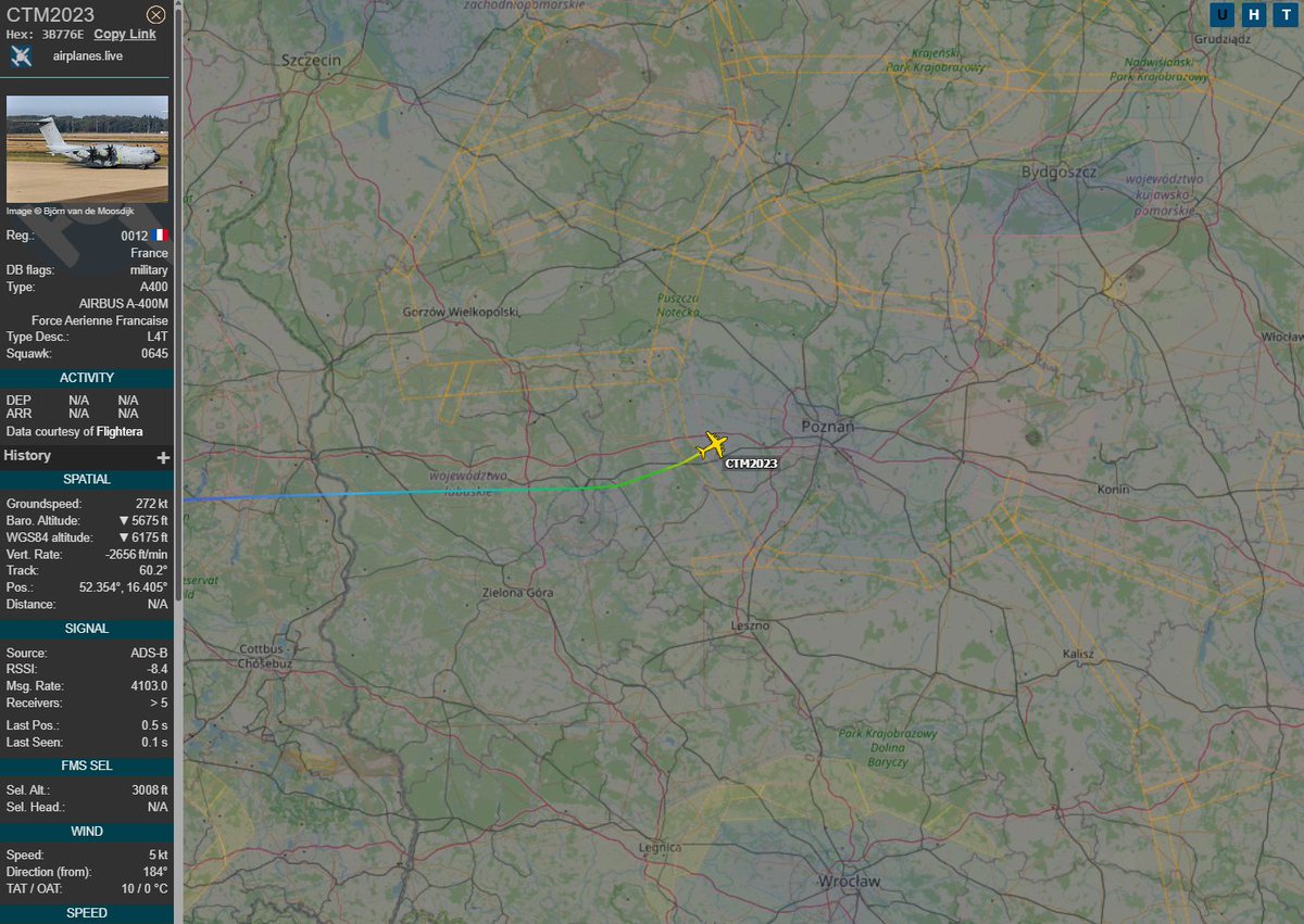 PolishMilRadar's tweet photo. 📅28.04⌚️07:44LT

🇫🇷 Siły Powietrzne Francji
✈️ Airbus A-400M "0012/F-RBAE"
🛫 Baza Lotnicza Orleans Bricy #LFOJ 🇫🇷
🛬 Baza Lotnicza Poznań Krzesiny #EPKS 🇵🇱
#CTM2023 na podejściu końcowym
🔗 https://t.co/287sMBD9Xw

#POLMILRADAR https://t.co/KRruDfhZSk