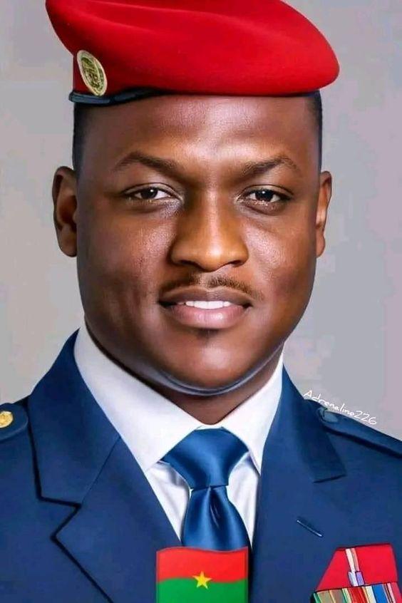 SeanGoss26's tweet image. This man is leading an economic revolution for Burkina Faso and all of Africa!! He needs protection bcuz the U.S. and France want to continue to rob them blind. He took control of the gold mines and all natural resources. He kicked raggedy France out. He declared the land belongs…