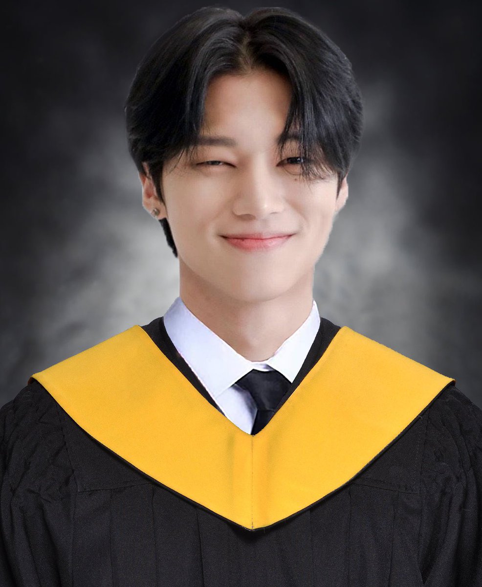 atzwrites's tweet image. congrats daw sa mga passers at welcome sa impyerno ❤️‍🔥❤️‍🔥❤️‍🔥
#ustet2025