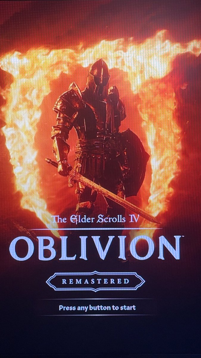 حماس لكن ضايع في عالمها