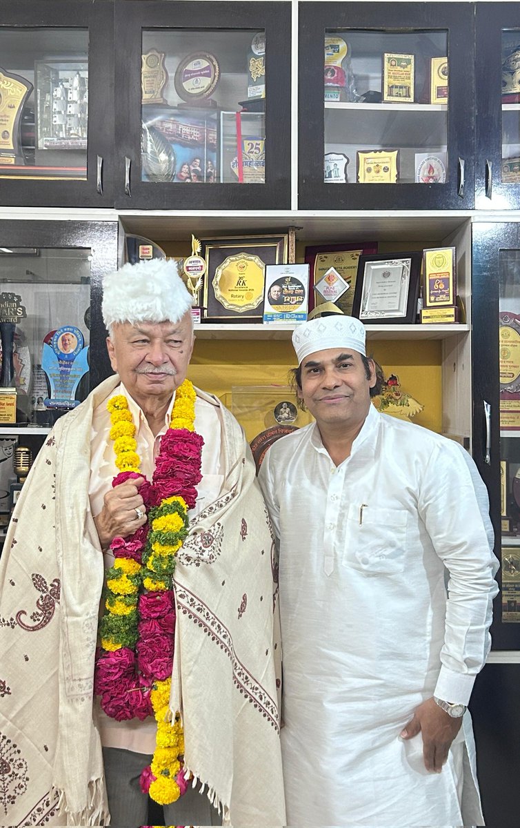 mohdayazmusic's tweet image. Happy Moment With Respected Sushil Kumar ji Shinde Sahab  ( X Home Minister of India )

#sushilkumarshinde #mohammadayaz #mohammedayaz
