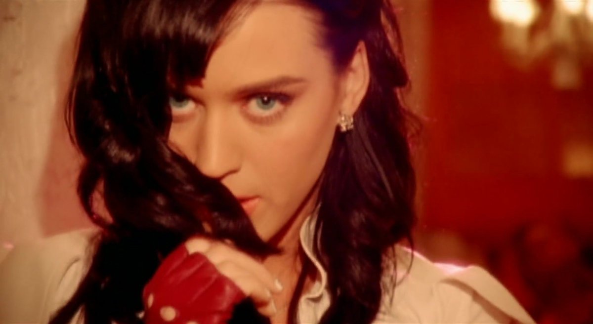 PopBase's tweet photo. 17 years ago today, Katy Perry released her debut single ‘I Kissed A Girl.’ https://t.co/5R6rm9dMdi