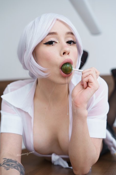 Watch AliceBong's leaked NSFW photo on TwXstars