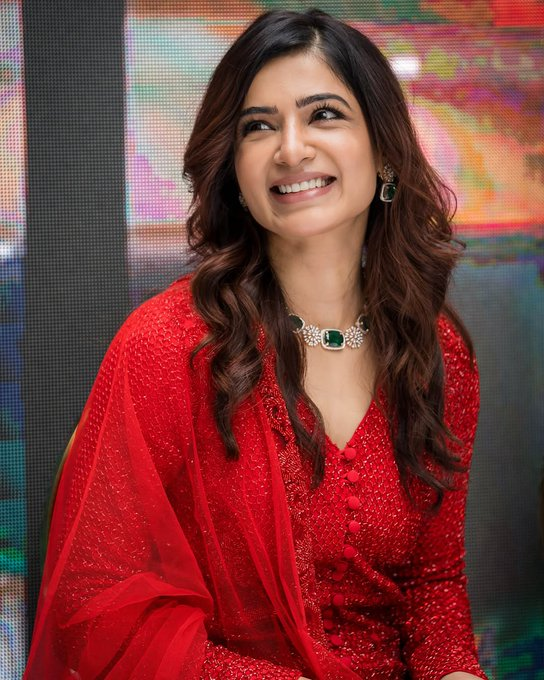 MaanBeena's tweet photo. Wish you Happy birthday to Fighter, Queen👑

#HappyBirthdaySamantha https://t.co/dUaxMrB77Q
