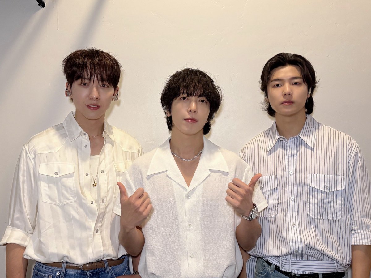 official_CNBLUE's tweet photo. [📸] 2025 CNBLUE LIVE – VOYAGE into X SAN FRANCISCO

오늘도 행복하게 새겨진 우리 추억이
It’s stuck in our heads💗

#CNBLUE #씨엔블루 #VOYAGE_into_X https://t.co/hN5a9w1N85