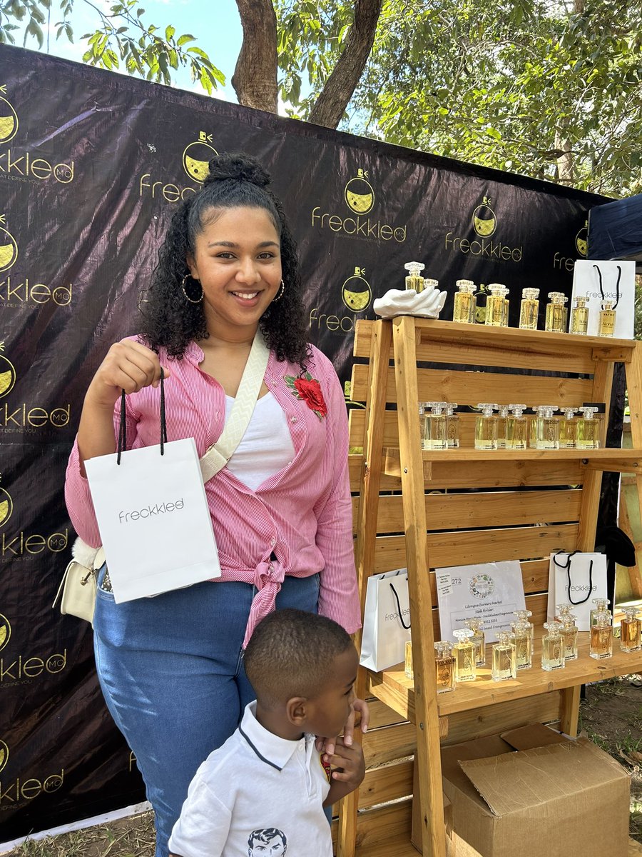 freckkled_mo_fragrances tweet media
