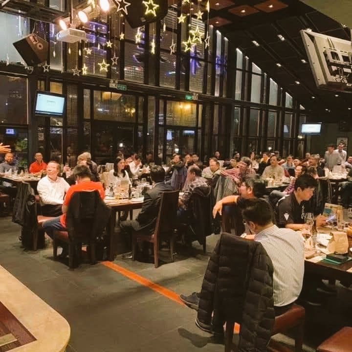 Wuwuw216's tweet photo. 從台北到上海，受惠於優秀的紅樓校友們的分享實在太多～
總之，期待後續Sui生態的發展，也請大家支持起來。
#redbuilding
#comma3Venture 
#SuiNetwork https://t.co/6ufak4TTKI