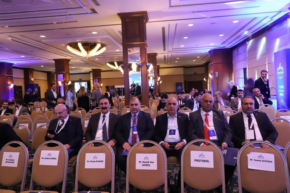 Erzurum'da düzenlenen Palandöken Ekonomi Forumuna katılım sağladık.