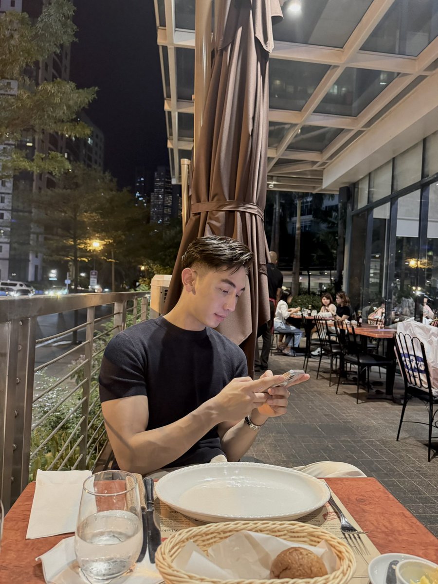 johnkennethnon's tweet photo. Birthday Date, I love you so much @ceeediieee https://t.co/Raqre0e4iN