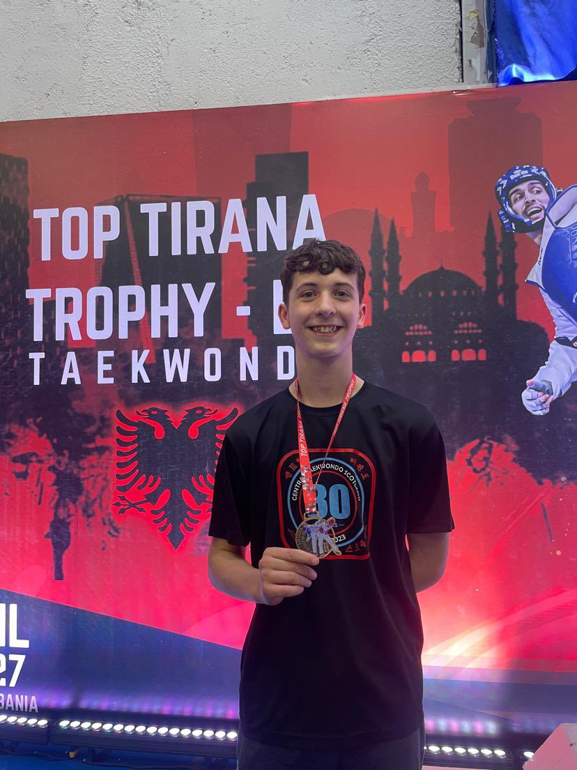 Lyndsey cartwright tweet media