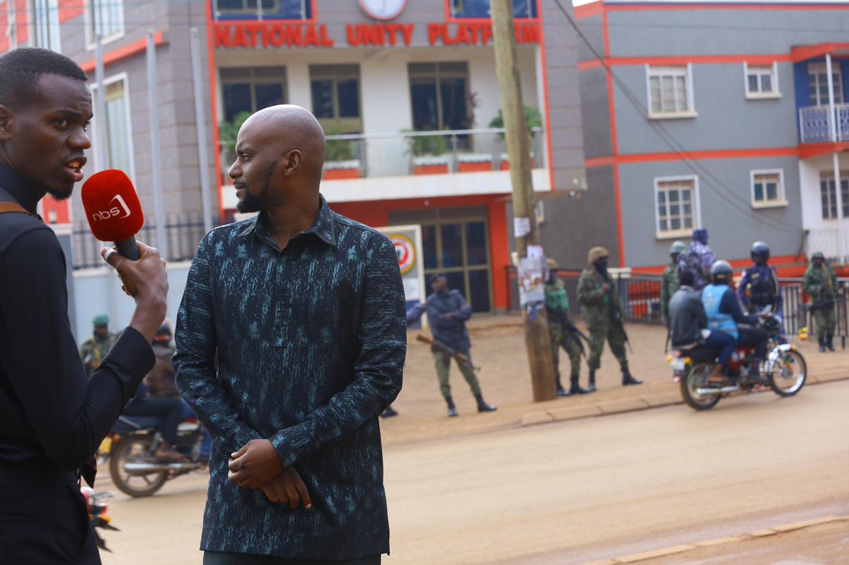 Geofrixmukasa's tweet image. 0ur @NUP_Ug headquarters are under siege!

#StopAbuseOfPowerUg
#protestvote2026
