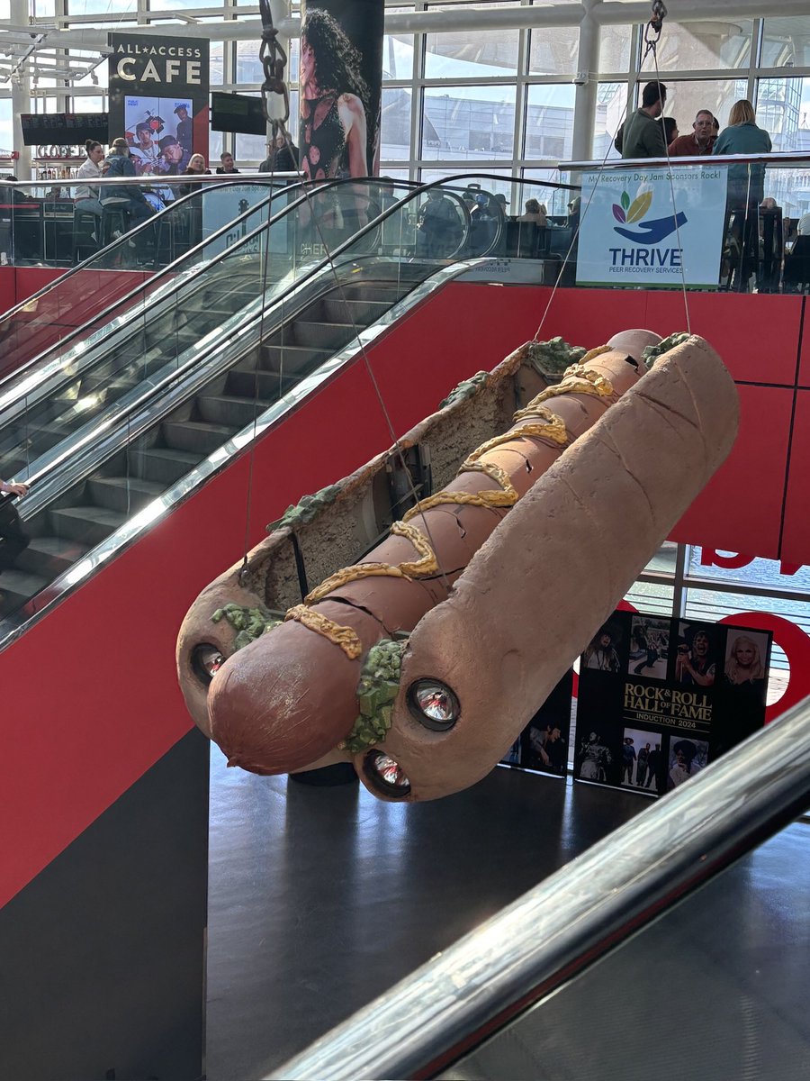 HotLikeMarsBand's tweet photo. The audacity of @rockhall denying @phish their rightful spot in the hall of fame, while their infamous hot dog is on display in the LOBBY is beyond comprehension. https://t.co/b6x4OmsBko