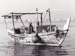 في صباح المقاومة، يولد الأمل من رحم الصبر، وتنهض العزيمة من رماد الانكسارات.
تعلّم من السفن التي لم تضعف أمام الرياح… لم تكن تبحث عن مسارٍ سهل، بل كانت تؤمن أن مواجهة العواصف وحدها تخلق البحّار الحقيقي.
حين تقاوم، أنت لا تتحدى الريح فحسب، بل تصنع لنفسك ميناءً يليق بأحلامك،