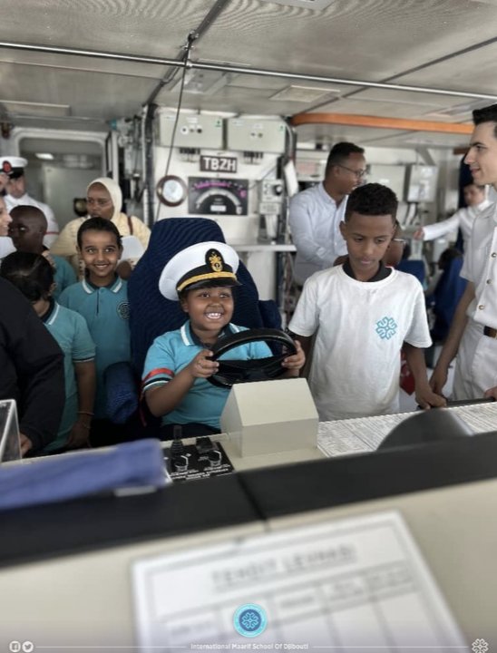 maarifDJIBOUTI's tweet photo. Our students had the opportunity to visit the Turkish military ship.
Thank you to the crew for their welcome and fascinating explanations.
#IMSD https://t.co/huAjXGMoHt