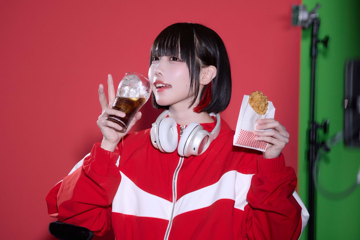 あのちゃん、中毒性あふれるラップ&ダンス❗ コカコーラ×カラアゲ新CM