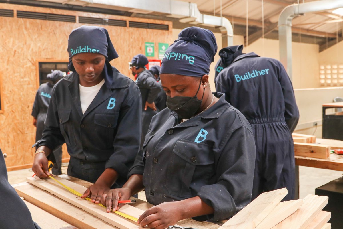 Good builds start with good timber.
Cohort 14 is mastering wood selection—grain, moisture, size—all the details that make a structure last.
Want in? Call 0700 738 201 to apply.
#Buildher #WomenInTrades #CarpentrySkills #Craftwomanship #SkilledFundis