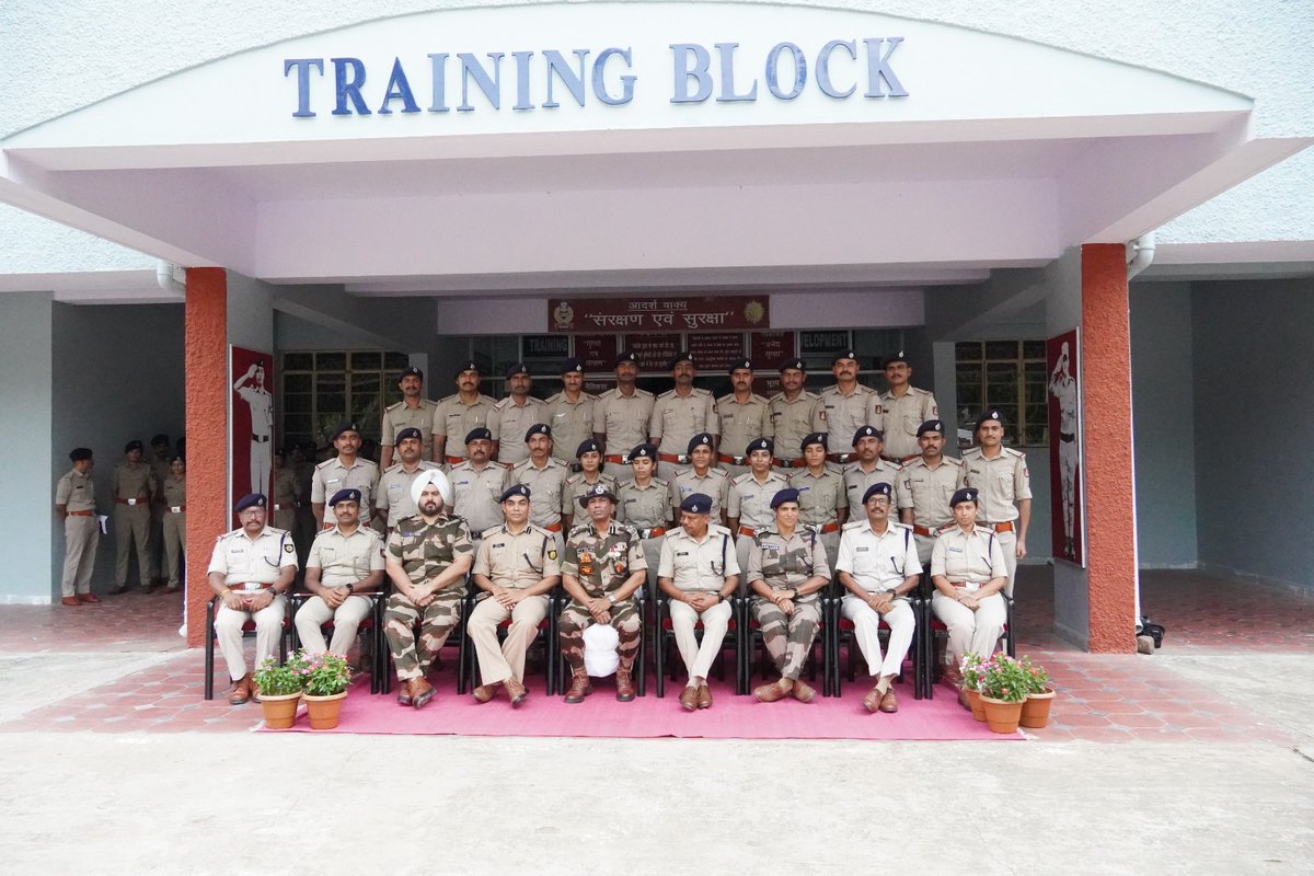 CISFTraining's tweet image. Empowering the protectors! Tamil Nadu Police personnel are undergoing specialized Industrial Security Training at RC RTC Thakkolam,gaining advanced skills to secure critical infrastructure &amp;amp; meet emerging security challenges professionally.💪👮‍♀️🛡️#CISFTraining #TamilNadu @CISFHQrs