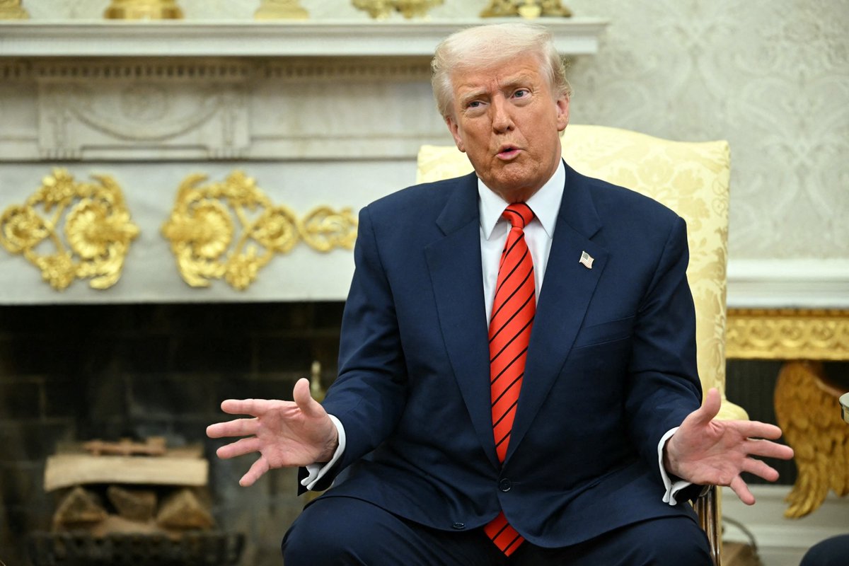 Milajoy's tweet photo. Rate Trump's first 100 days. 

1-100. https://t.co/kNFVH2A8jt