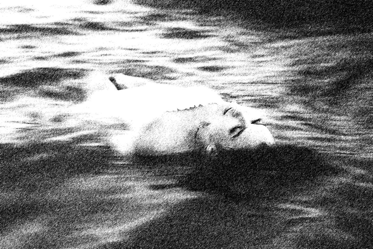 Gm ☀️
Happy Monday Friend's 💚

Adrift In Shadows "
25 $XTZ

objkt.com/tokens/KT1Sb2j…