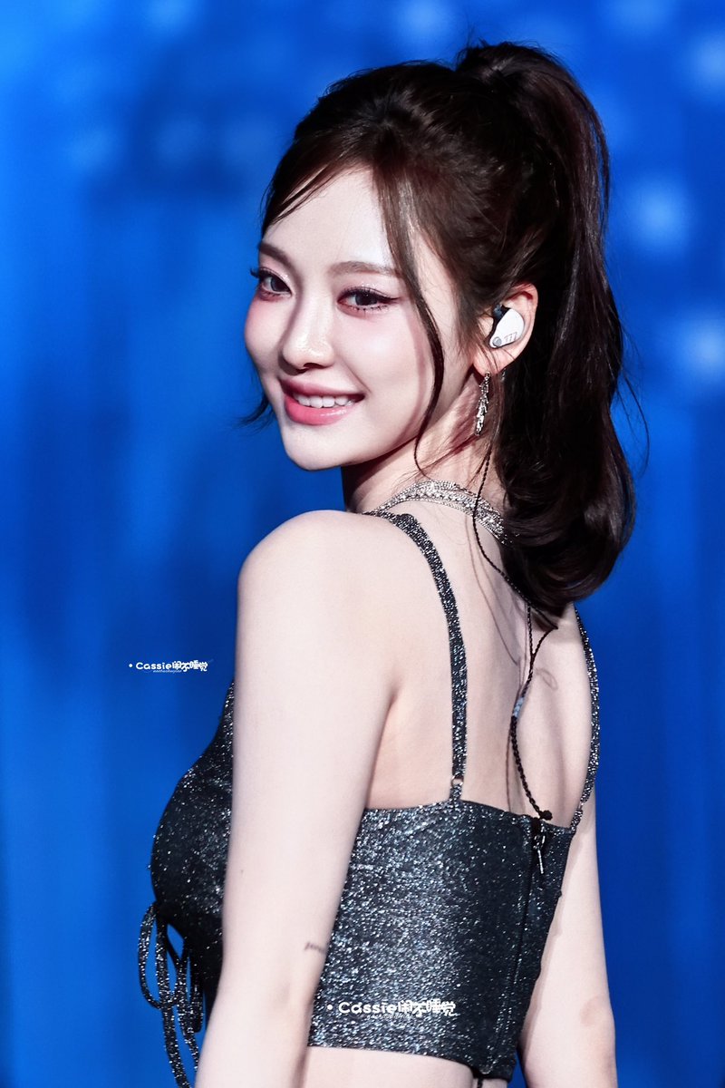 Cassie闹不睡觉 tweet media