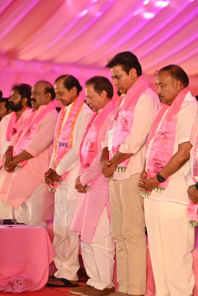 KTRBRS's tweet image. Thank you, Telangana, for reposing your unwavering faith in KCR garu Ji by turning out in unprecedented numbers

The #BRSat25 meeting, one of the largest political gatherings in the country&apos;s history, was meticulously planned and flawlessly executed

The sheer strength of the…