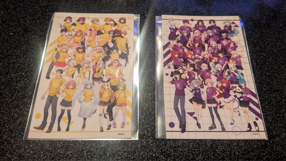 waka____0202's tweet photo. 【交換】
にじさんじ にじさんじフェス展  購入特典 ランダムステッカー

譲 イエロー、バイオレット
求 オレンジorブルー

郵送希望
出先のためID無し
よろしくお願いいたします🙇‍♀️ https://t.co/lnTso9wEaU