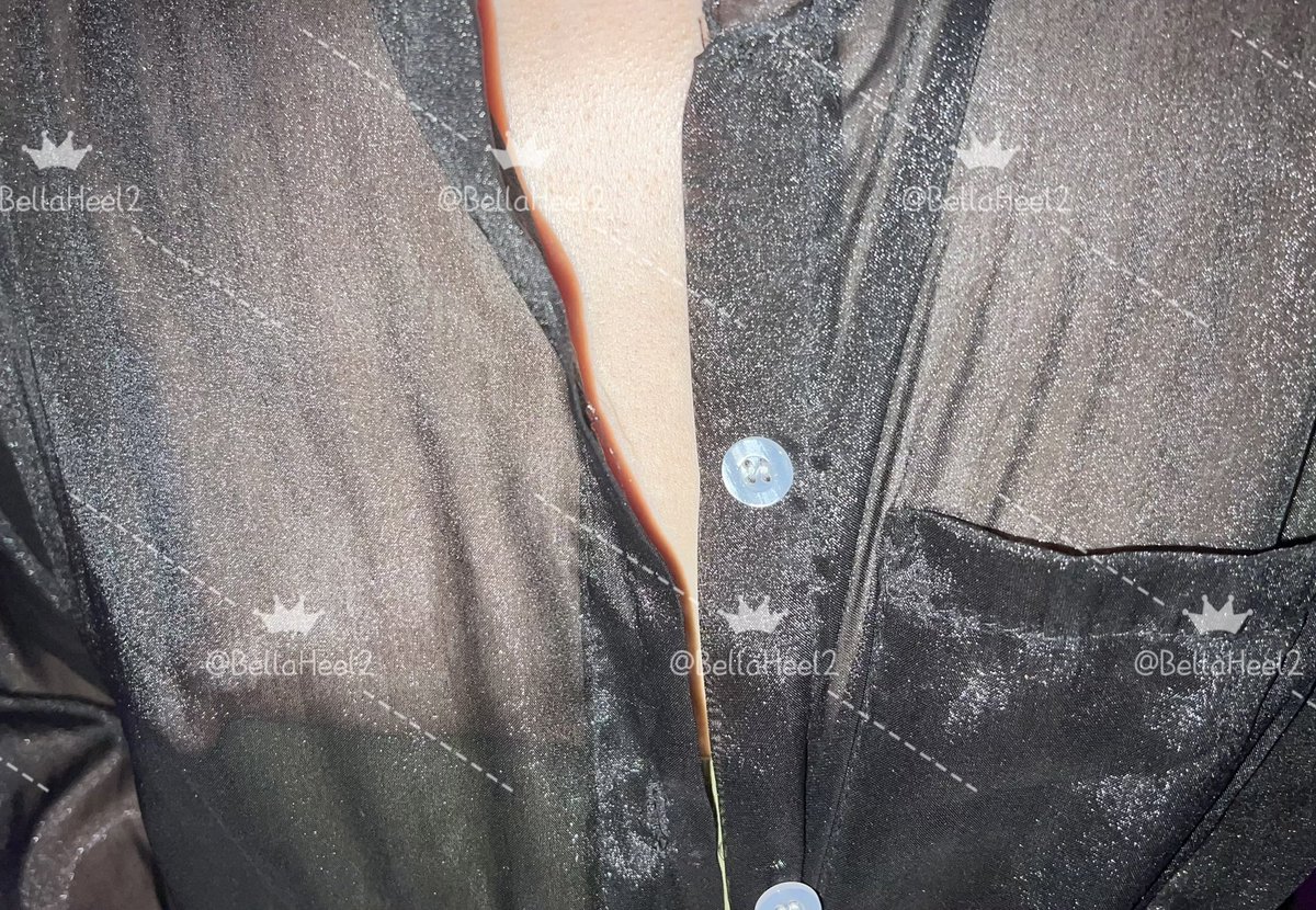 这样穿着去物业办事情是不是女人味十足呢