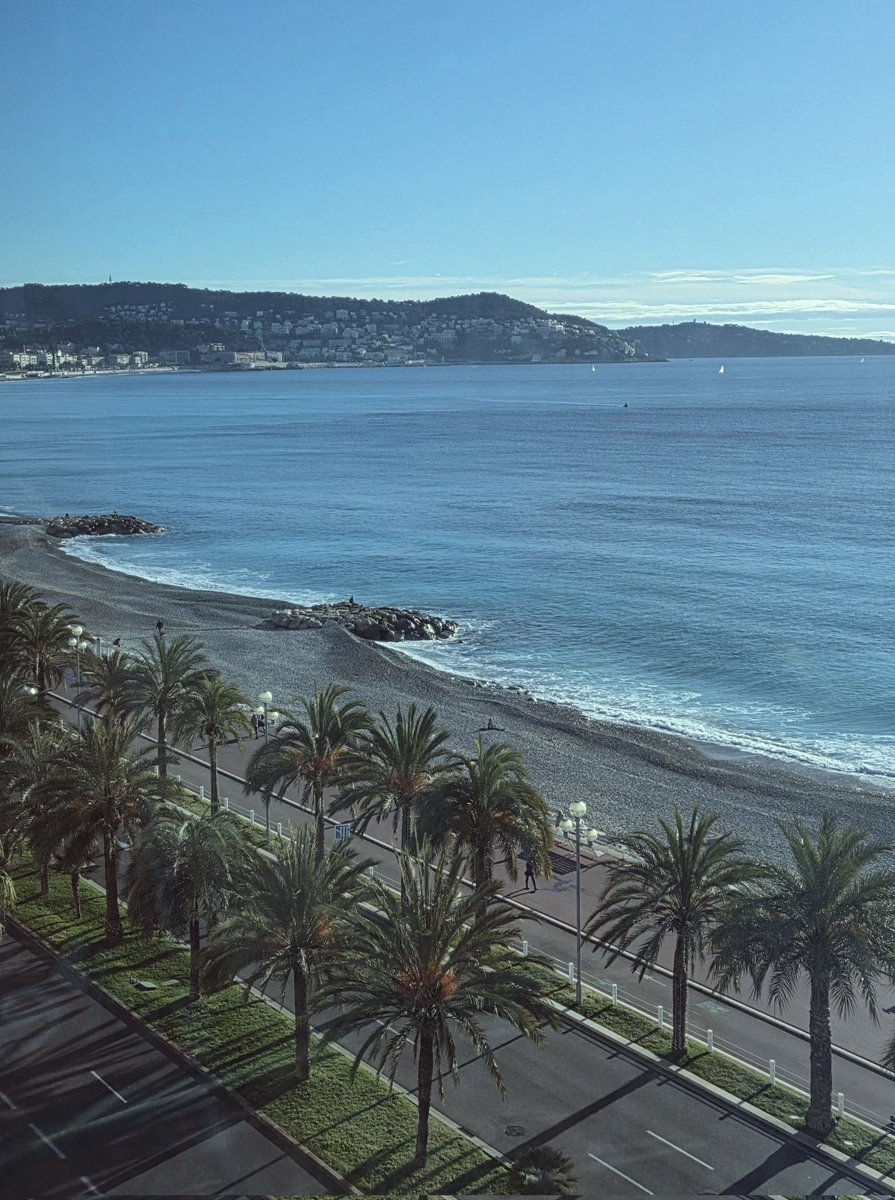 Imagine t'es de garde et tu travailles avec cette vue