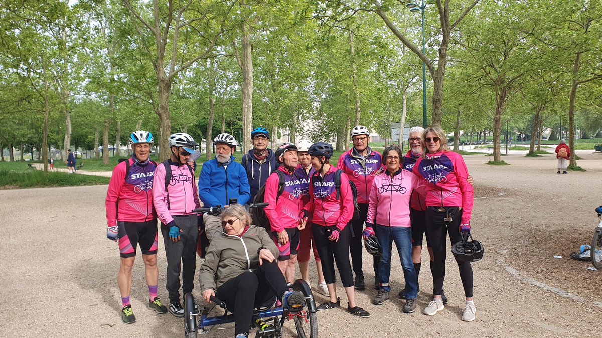 Belle équipe hier matin pour la balade dans le bois de Vincennes, pour le salon "Vélo in Paris"