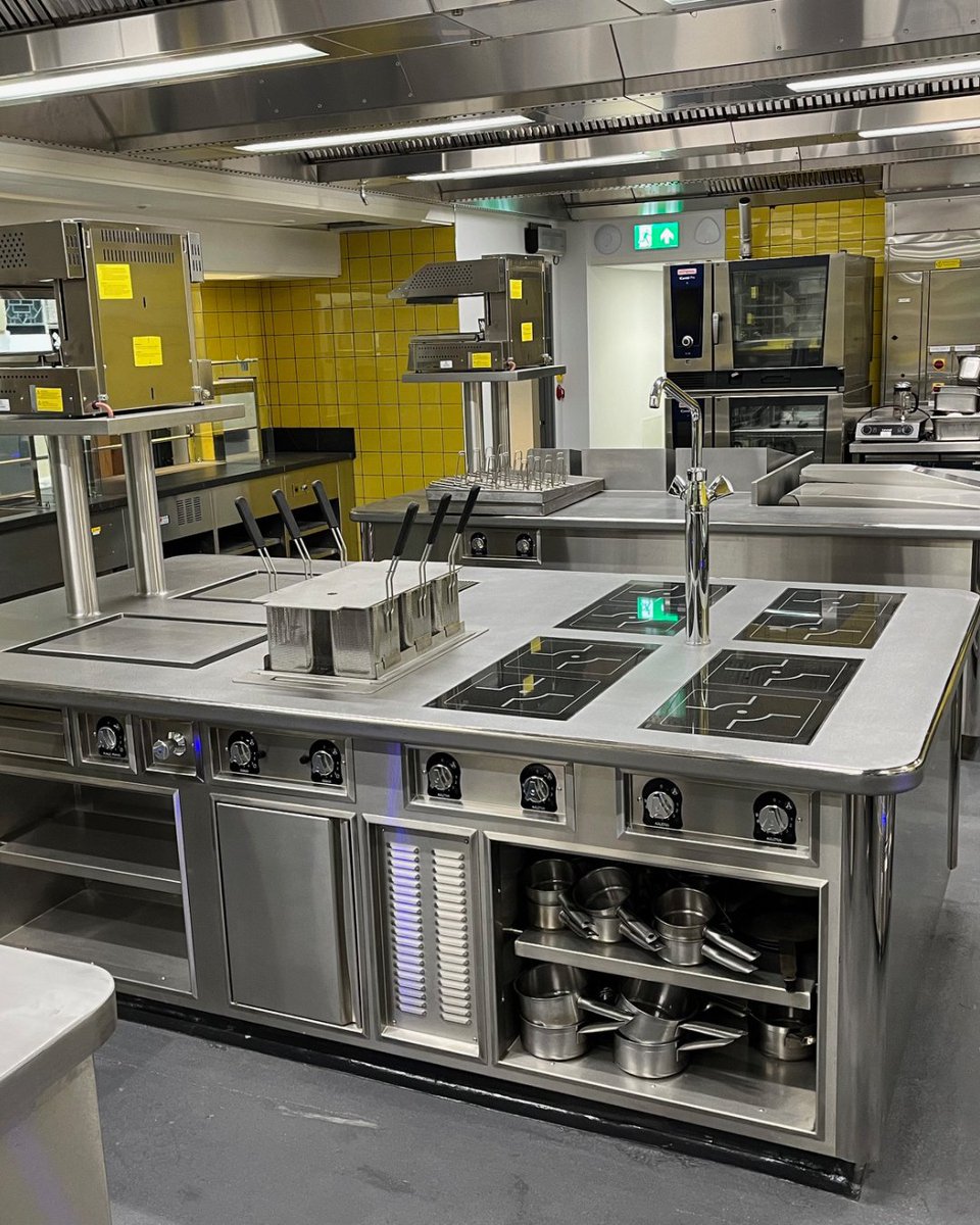 Grande Cuisine (@grande_cuisine) on Twitter photo FINGERS ON BUZZERS!
Coming soon: the story of how one of Oxford University's most celebrated Colleges invested in not one, but two, Athanor cook suites.
Full case study to follow with comment from #GSCatering and <a href="/HumbleArnold/">Humble Arnold Assoc</a> .
#athanor #cooksuites #induction FINGERS ON BUZZERS!
Coming soon: the story of how one of Oxford University's most celebrated Colleges invested in not one, but two, Athanor cook suites.
Full case study to follow with comment from #GSCatering and <a href="/HumbleArnold/">Humble Arnold Assoc</a> .
#athanor #cooksuites #induction