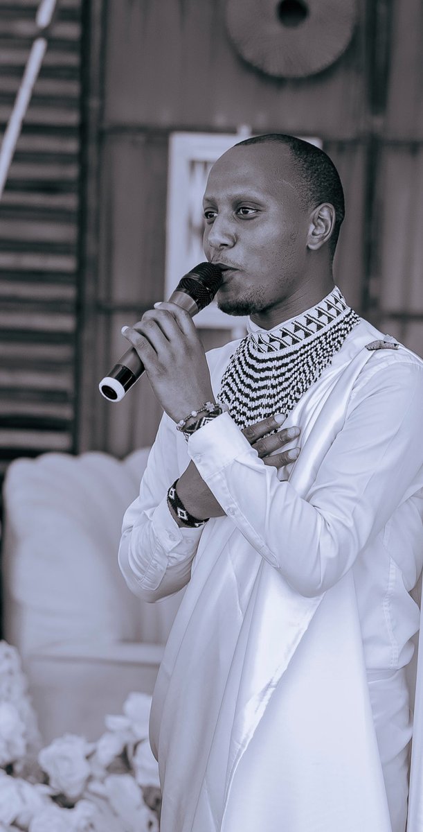 Muri iyi minsi umuntu arakubwira ngo BAHO.

Ukumva bigutashye umutima pe!.

Mubeho, Baho.
Gira Imana n' u Rwanda