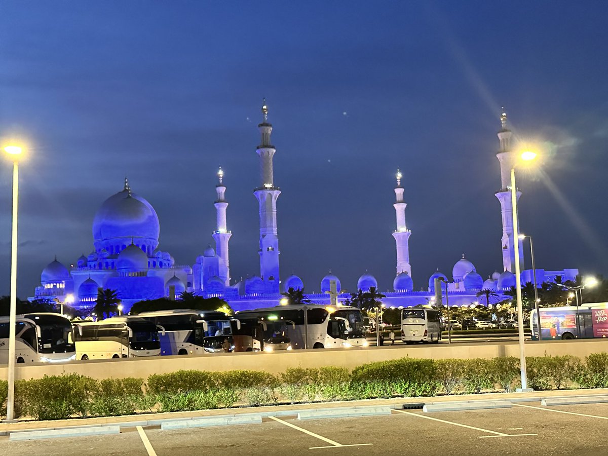 Visiting the Grand Mosque in #Abudhabi
