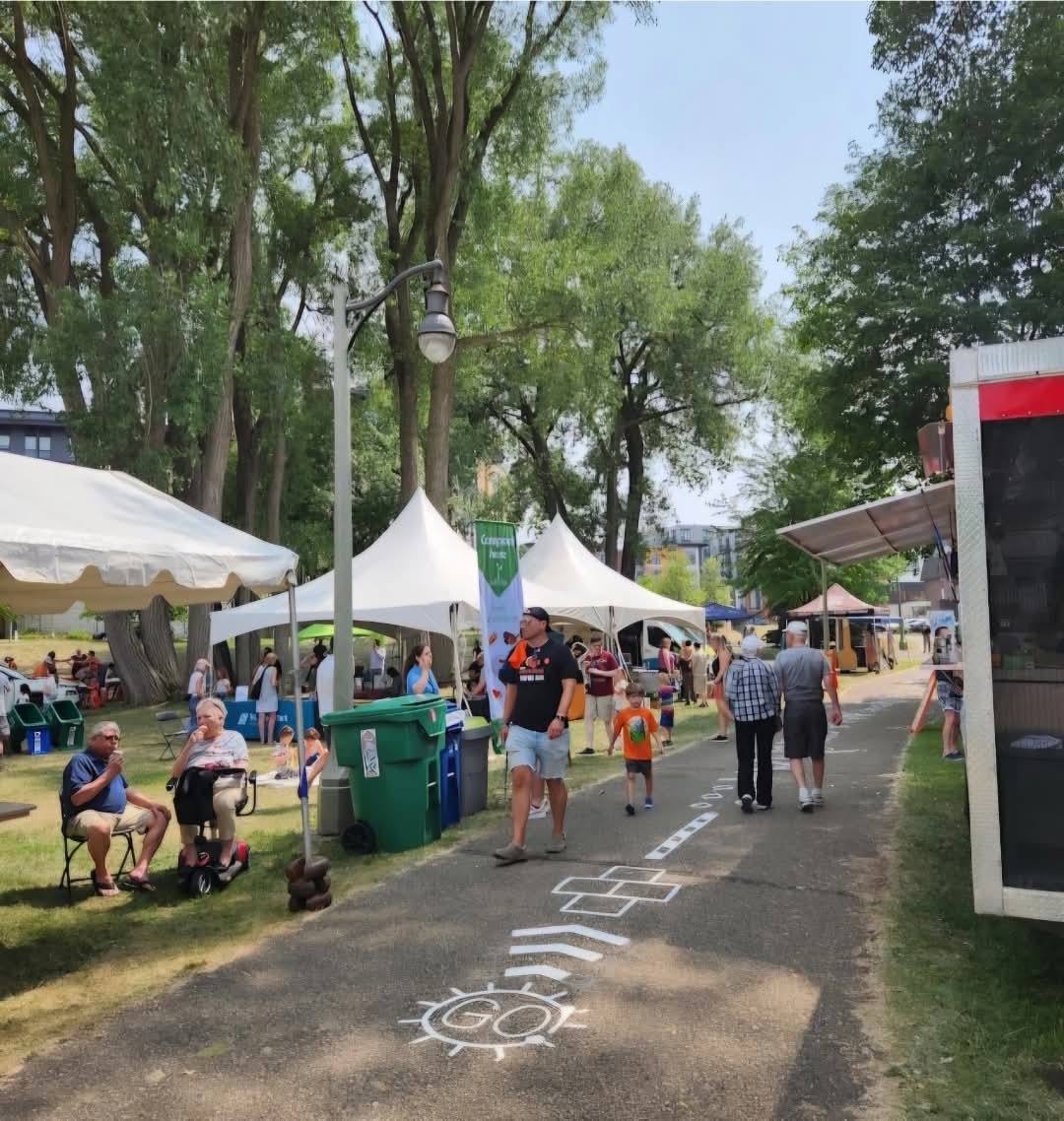 There's still time to register to promote your business or organization at Parktacular's annual Business Expo on Saturday, June 14, in Wolfe Park after the big parade. Visit Parktacular.org/parktacular-ex… to learn more and apply. (Deadline is June 7.)