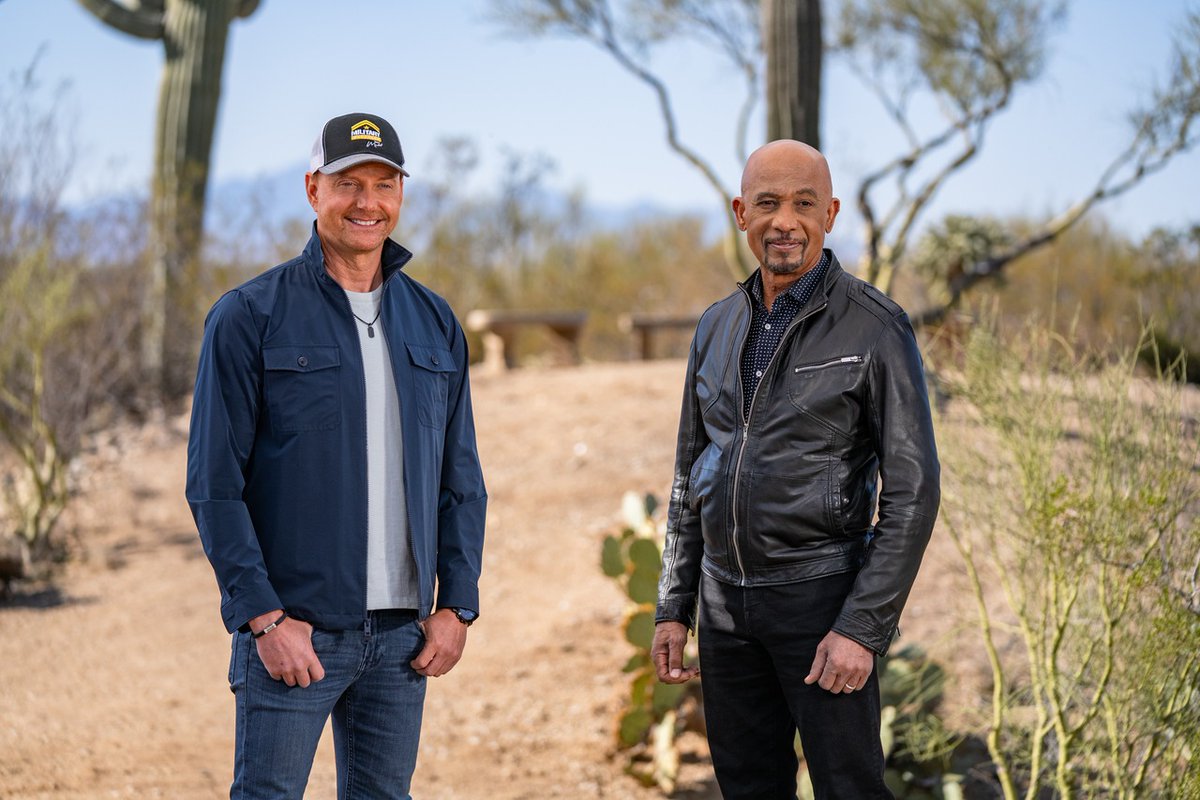 Next month, a brand-new Military Makeover is coming, and it's our furthest west yet.🌵

The community did not simply thank this family for their service, but showed it throughout the week by turning this house into a dream home. 

Don’t miss our 42nd #MilitaryMakeover this May.