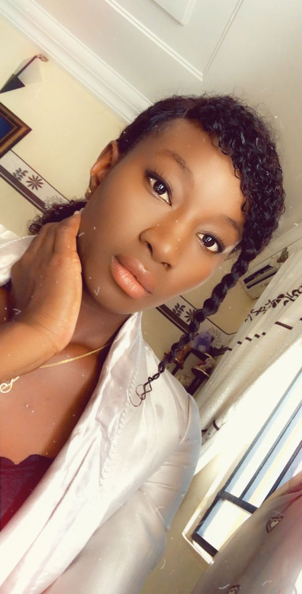 iam_finaaa's tweet photo. Happy New week to you all😁😘 #MondayVibes #newgoals https://t.co/Ri0JyJg8eH