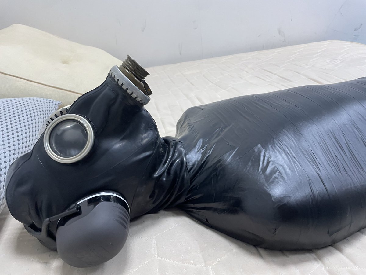 木乃伊：<a href="/AnubisRubber/">Aaron Zu (阿努比斯Anubis🐕)</a>