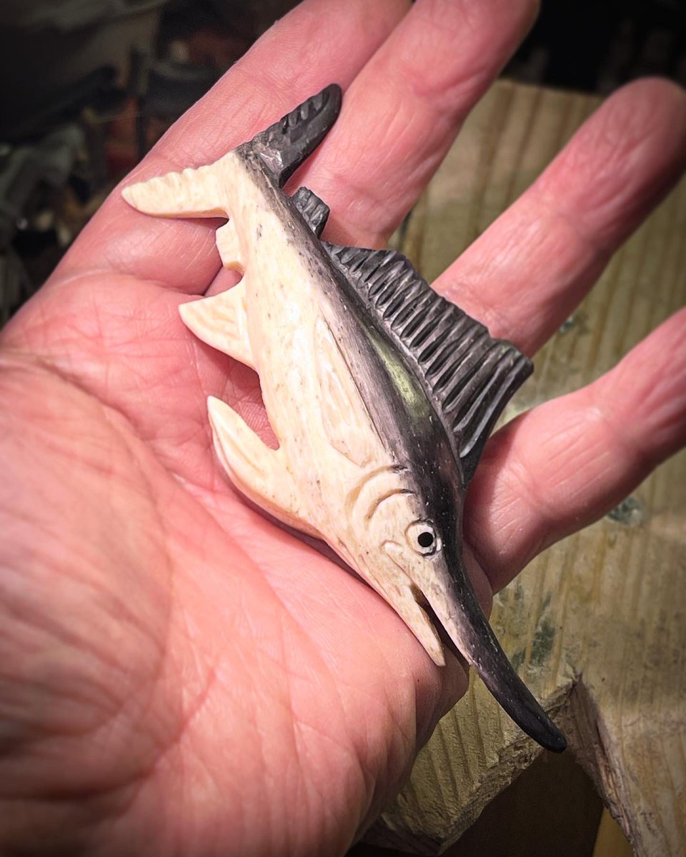 paisei's tweet photo. 🐟シリーズ✨
バショウカジキ✨

#bonecarving #whaletooth #spermwhalebone https://t.co/I4aIeyZhPQ