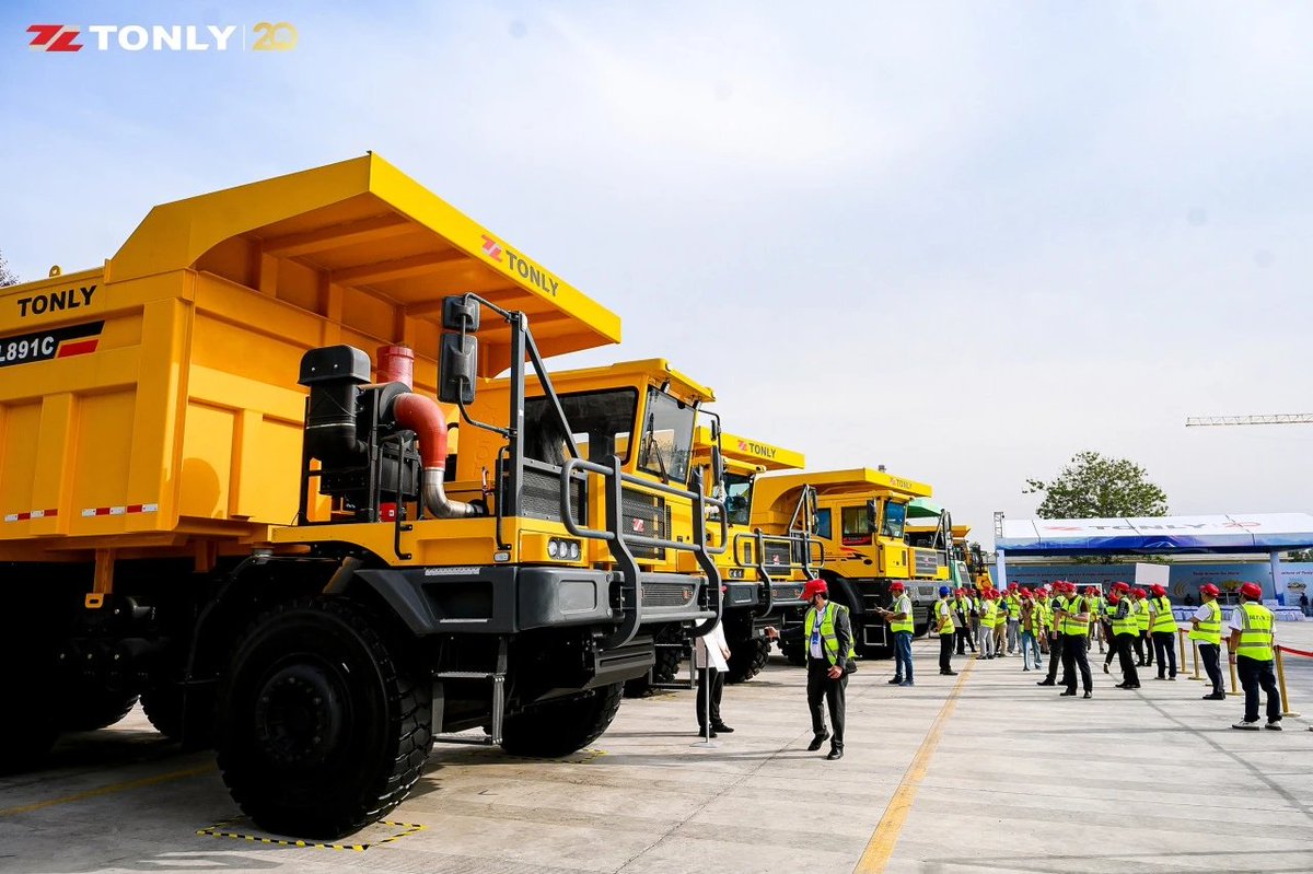 TONLY Heavy tweet media