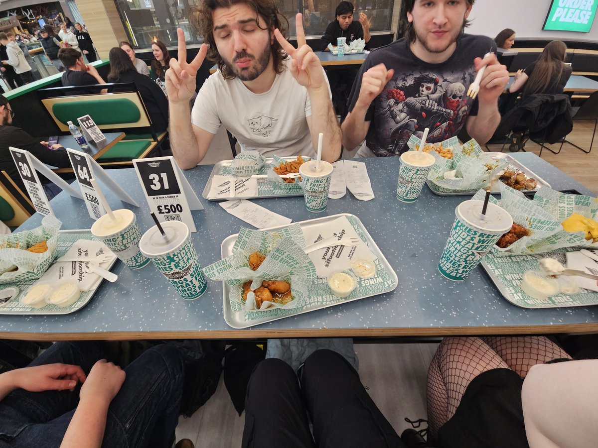 Zym!🔜CfZ tweet media