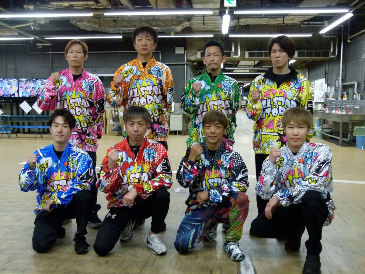 auto_official's tweet photo. 【ＳＧロッカー探索：5日目】
本日は準決勝戦が行われ、オールスターの優勝戦に挑む豪華な8名の選手が勝ち上がりました✨
佐藤励選手はSG初優勝＆完全優勝、青山周平選手はSG連覇＆大会連覇、そして高橋貢選手が最年長SG優勝がかかる一戦となります👏😄 https://t.co/274X4QbNNl