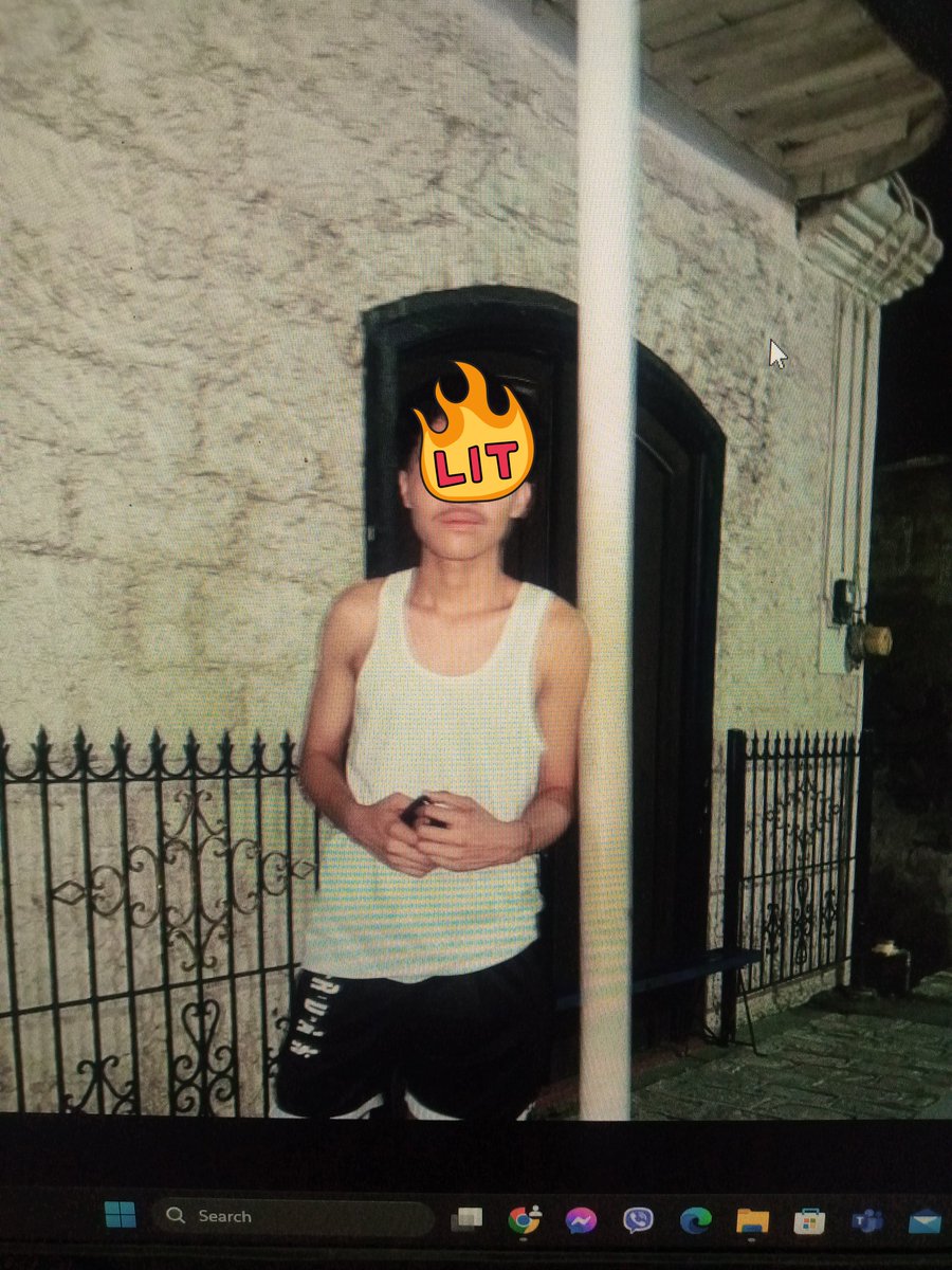 elhsi4's tweet photo. miss u 🤭 https://t.co/oP3cwsmaad