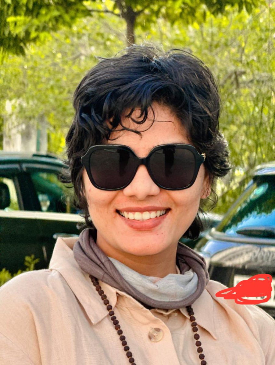 नेहा सिंह राठौर को लेकर आप क्या सोचते हैं?