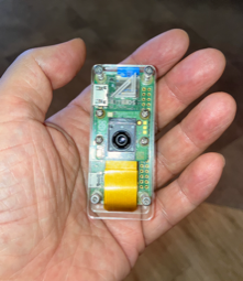 If_CQ's tweet image. 2025年6月号の特集 第4部 第2章では，Raspberry Pi AIカメラを用いた人流カウンタの製作事例を紹介しています．
カメラ・モジュールにAIアクセラレータを内蔵しているので，ラズパイZero2 Wのような性能の低いハードウェアでも30fpsでAI認識が可能です．
#IF2506 #AITRIOS