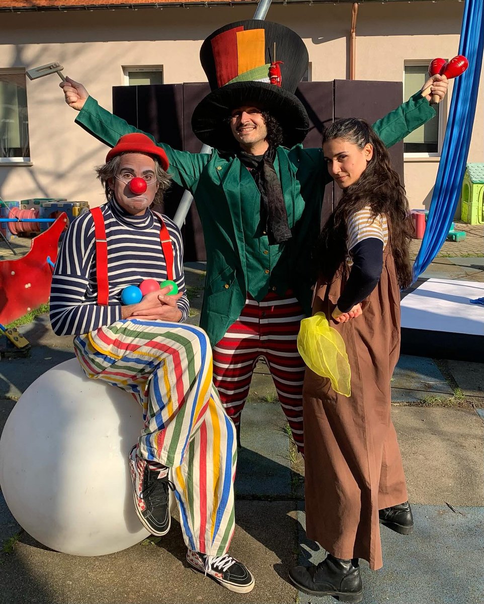 📆Giovedì 1 maggio  2025
⏰17:00
📍Robecco sul Naviglio –Parco Palazzo Comunale
🎪CIRCO PIUMA
🔹regia di Luca Cairati
Con M. Lo Preiato M. Misceo, A. Gaskins e G. Cosenza

😍INGRESSO LIBERO E GRATUITO😍

#TEATRO #CIRCO #1MAGGIO #FESTASANMAJOLO2025