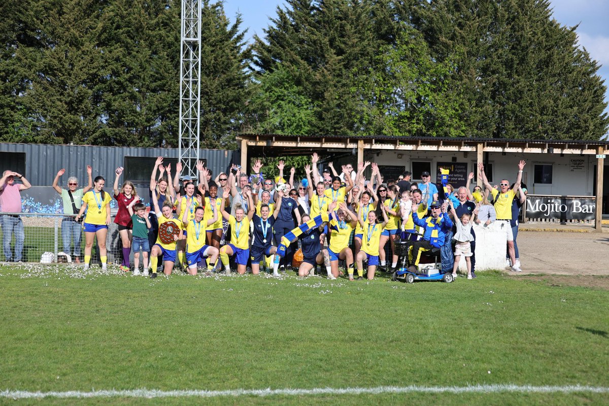 Ascot United Women & Girls FC tweet media